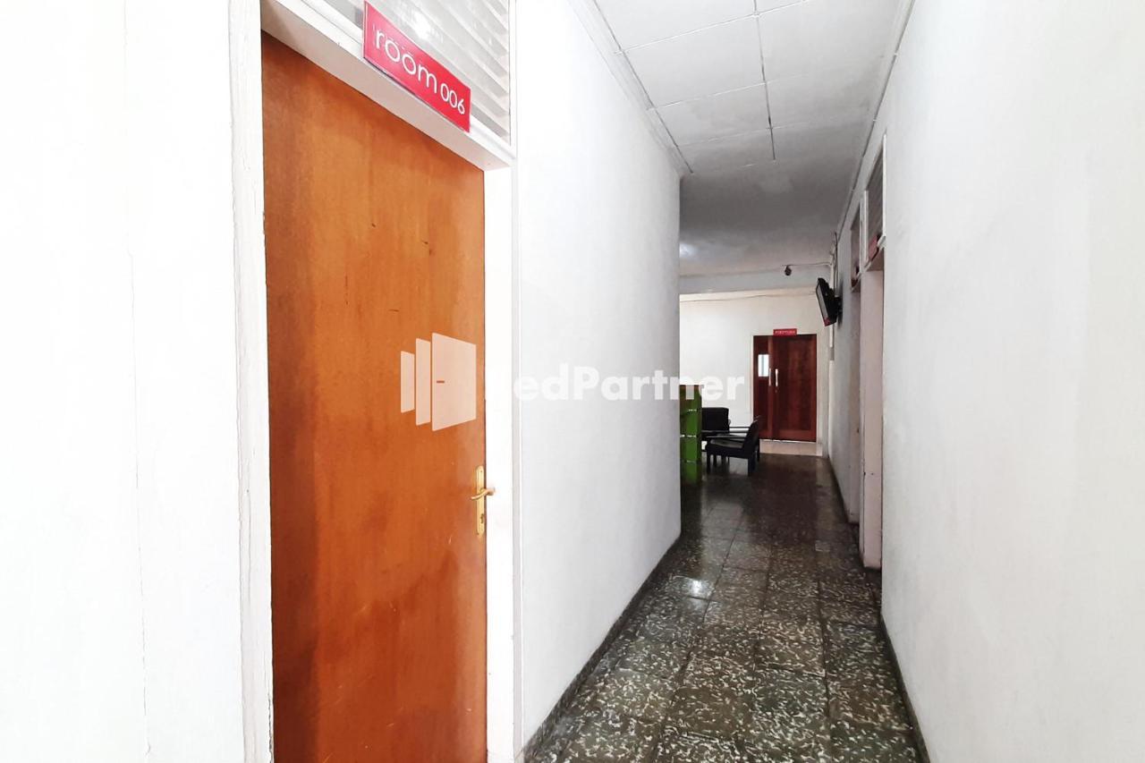 Roemah Proklamasi Syariah Mitra Reddoorz Padang  Zewnętrze zdjęcie