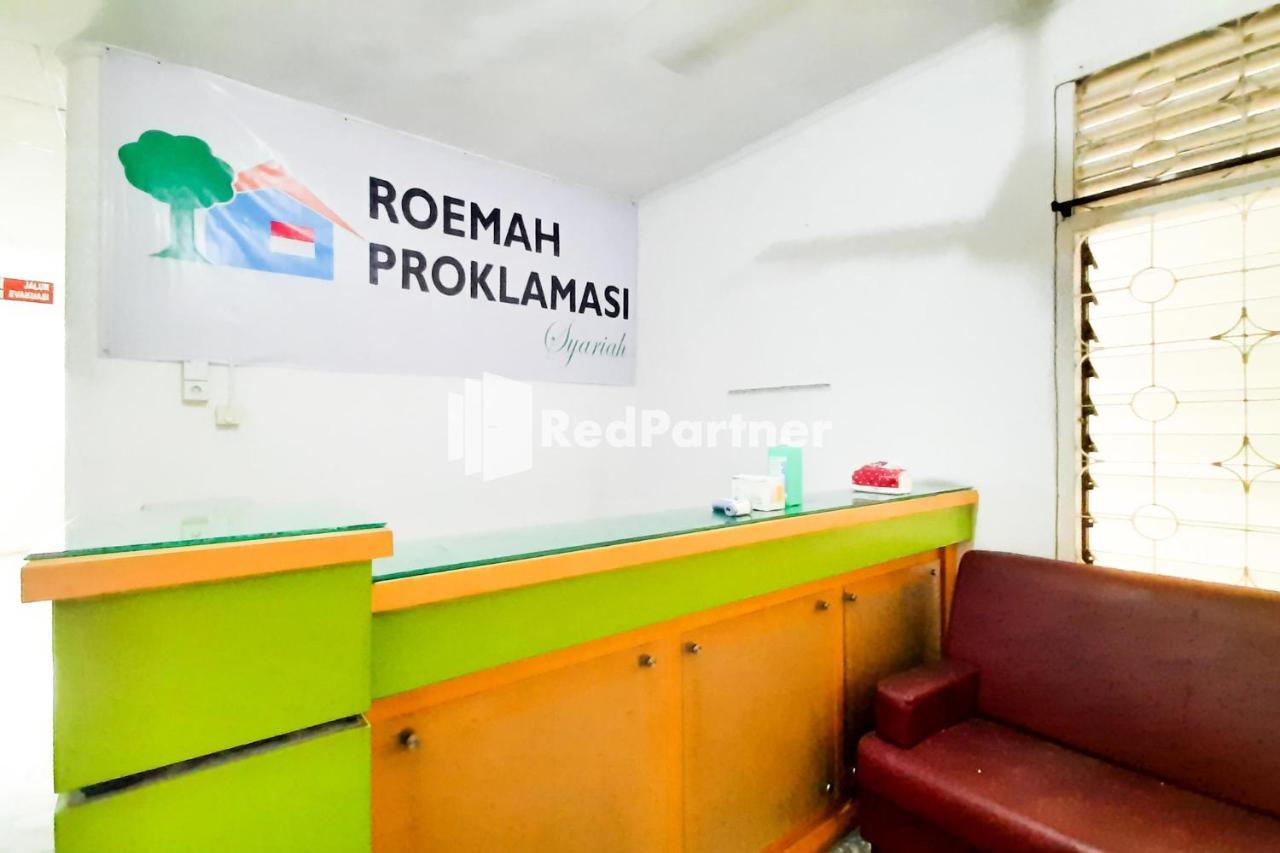 Roemah Proklamasi Syariah Mitra Reddoorz Padang  Zewnętrze zdjęcie